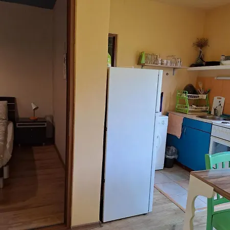 Prázdninový dům Yellow Fani Sinemorec