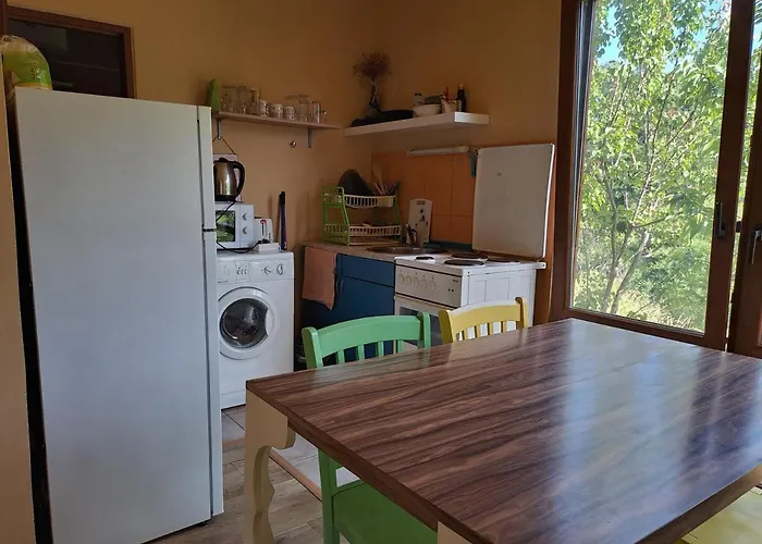 Yellow Fani Szinemorec